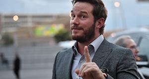 Famosos Que Han Ganado Dinero De Una Manera Peculiar Antes De Triunfar