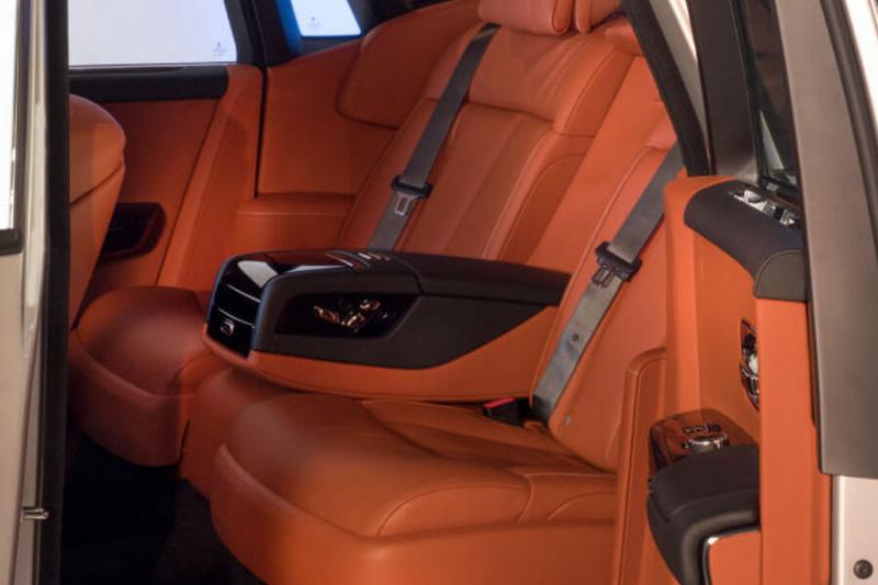 a toothbrush is great for cleaning vinyl