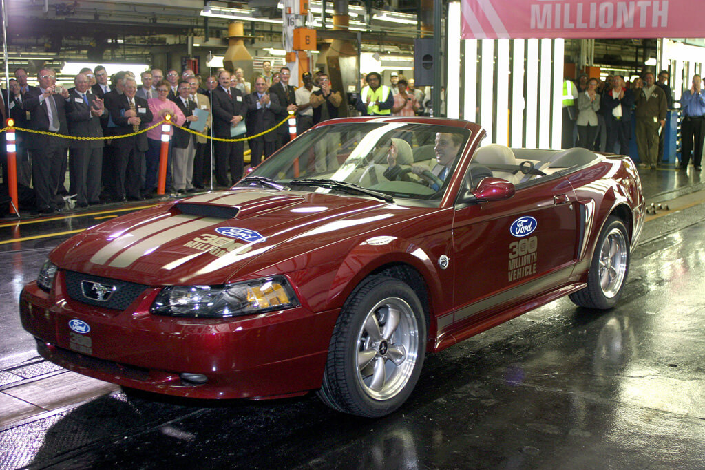 ford-mustang-300-millionth