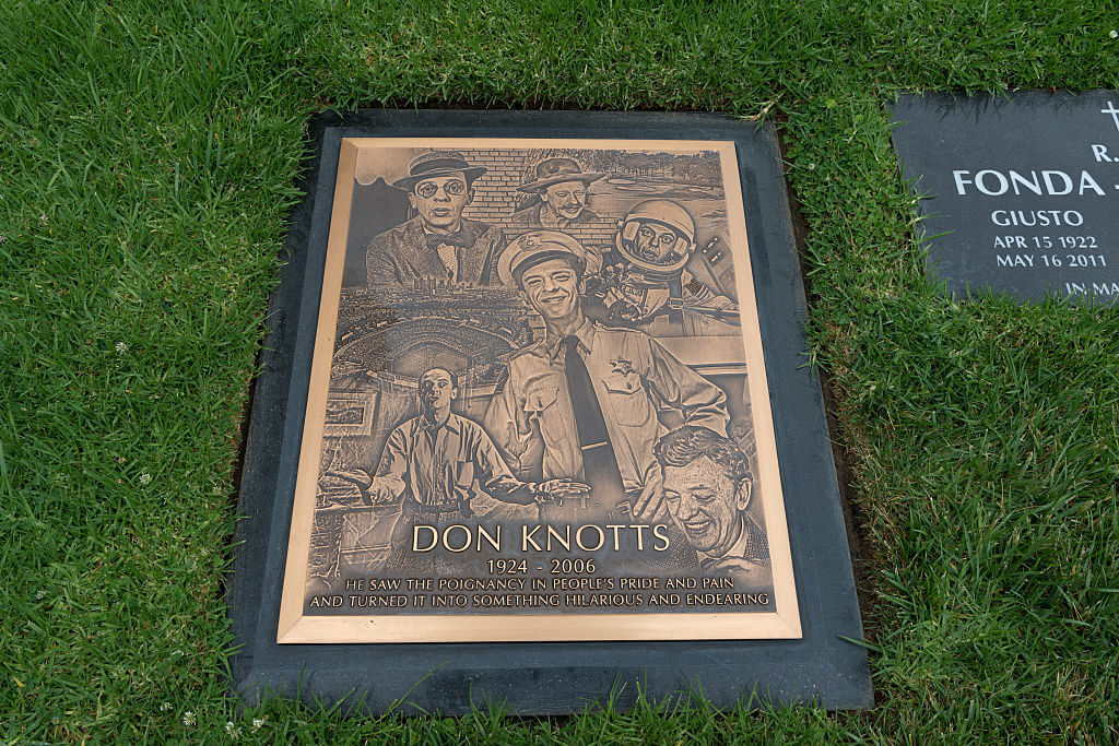 don-knotts-grave-90139-47859.jpg