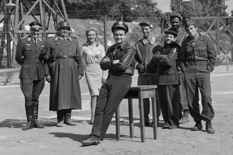 hogans-heroes-book-35362.jpg