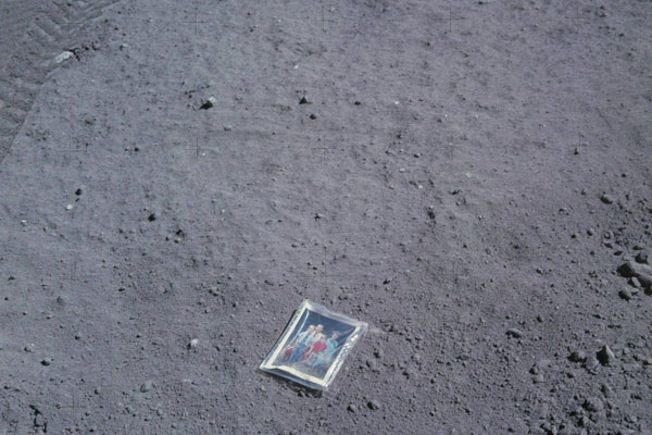 moon-76928.jpg