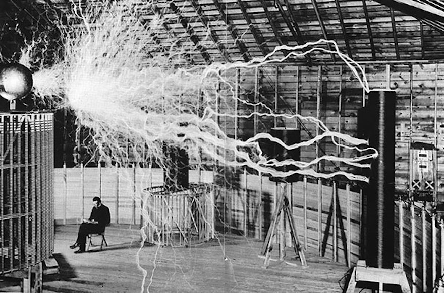 tesla-10137.jpg