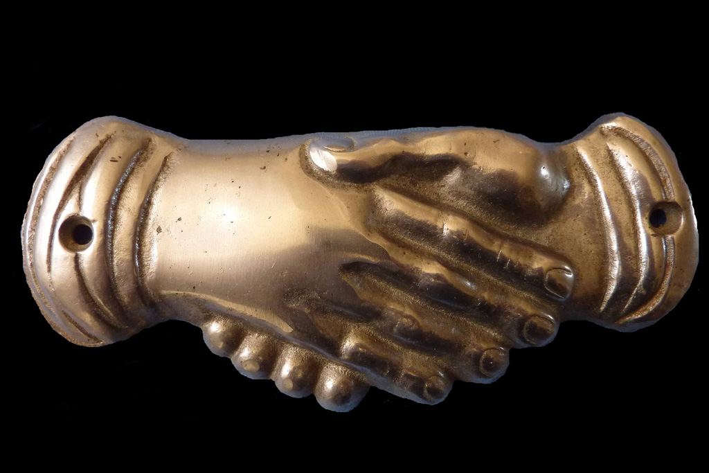 freemason secret handshake is a must know