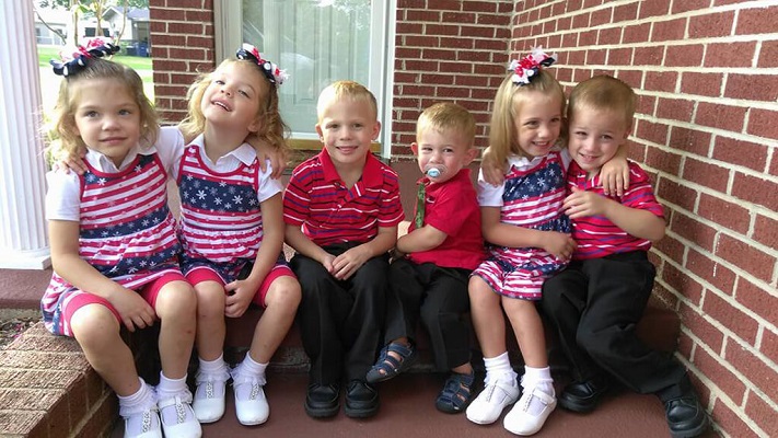 10 Renov Adoptar Trillizos 38