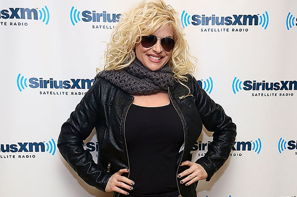 Bobbie Brown had an affair with costner