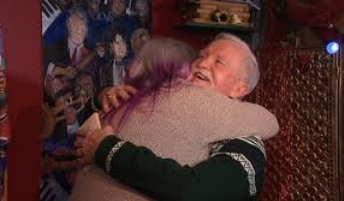 12 Adrian Regalo Vicki 17