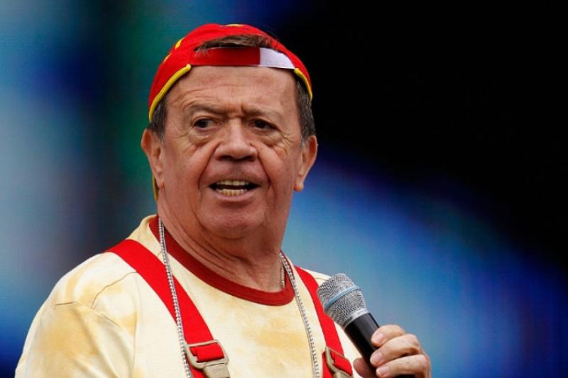 chabelo chabelo-during-a-performance
