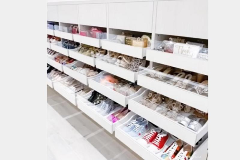 41 Thalia Mudanza 17 41 Thalia Mudanza 17