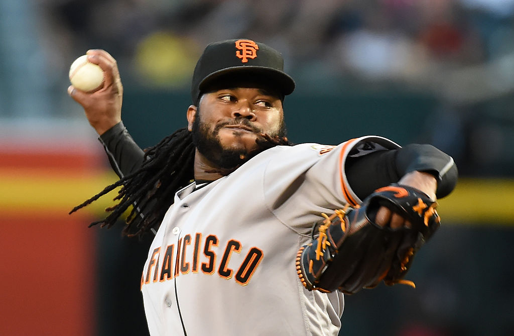 Johnny Cueto #47 of the San Francisco Giants delivers a first inning pitch against the Arizona Diamondbacks at Chase Field on May 12, 2016 in Phoenix, Arizona-531108214
