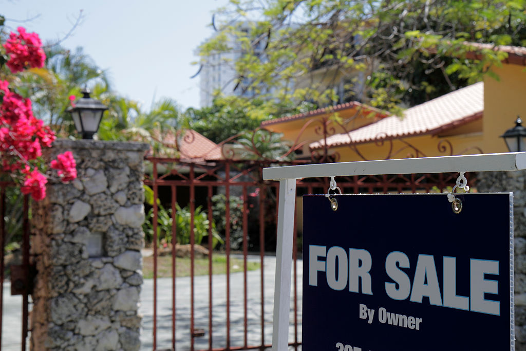 Buying Homes -630047924 Buying Homes -630047924
