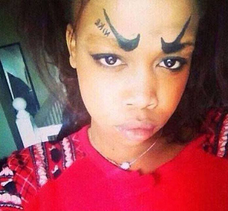 nike eyebrows 