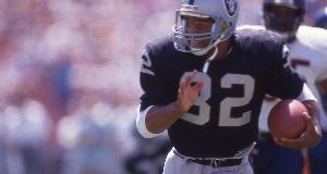 NFL Hall Of Famers Who Might Not Have Earned It, Based On Their Performance