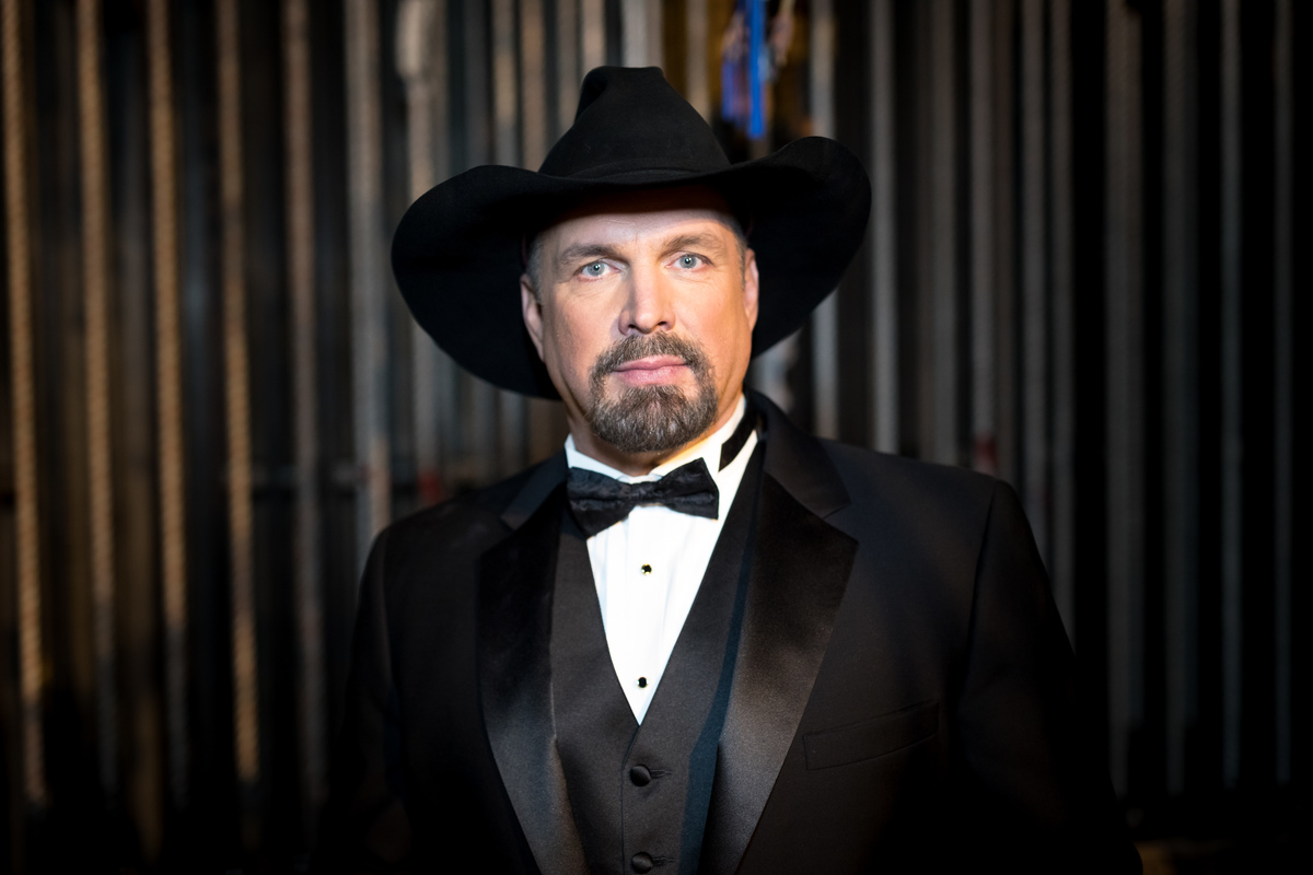 Singer Garth Brooks performs at the Placido Domingo 50th Anniversary Concert at Dorothy Chandler Pavilion on November 17, 2017 in Los Angeles, California. 