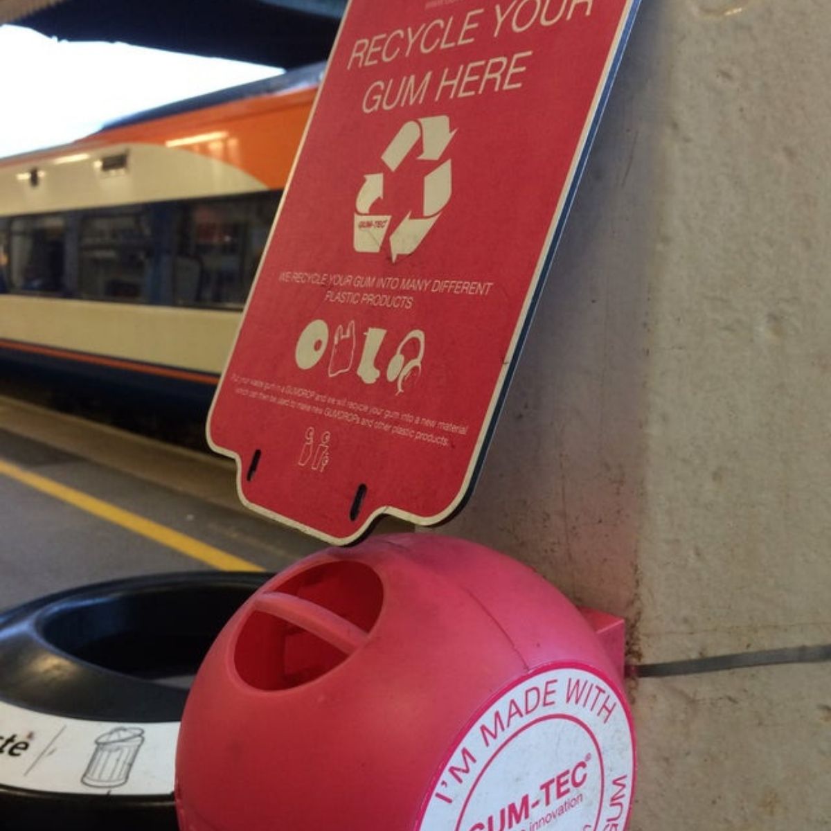 spot for throwing away gum