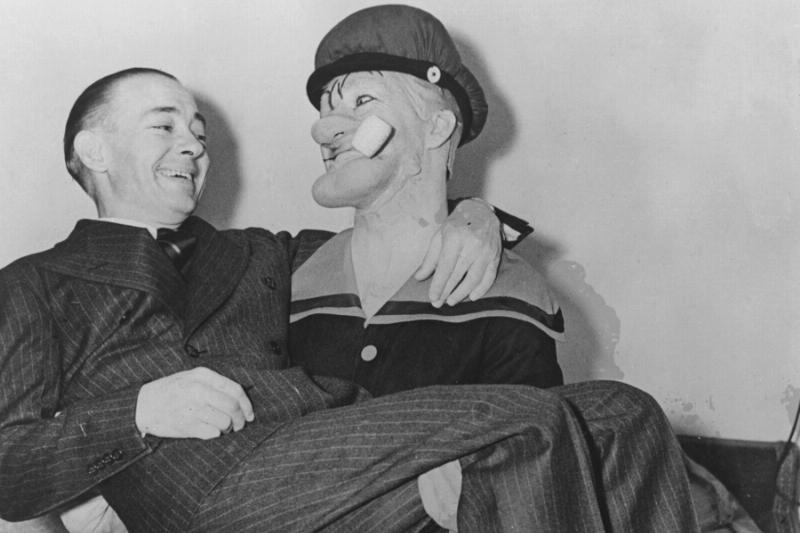 popeye's creator with a costumed sailor