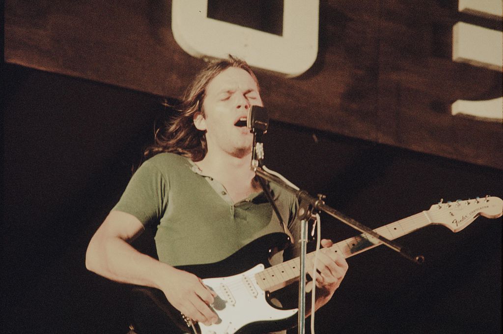 David Gilmour playing and singing