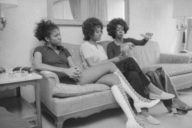 The Supremes with a dog -72553362