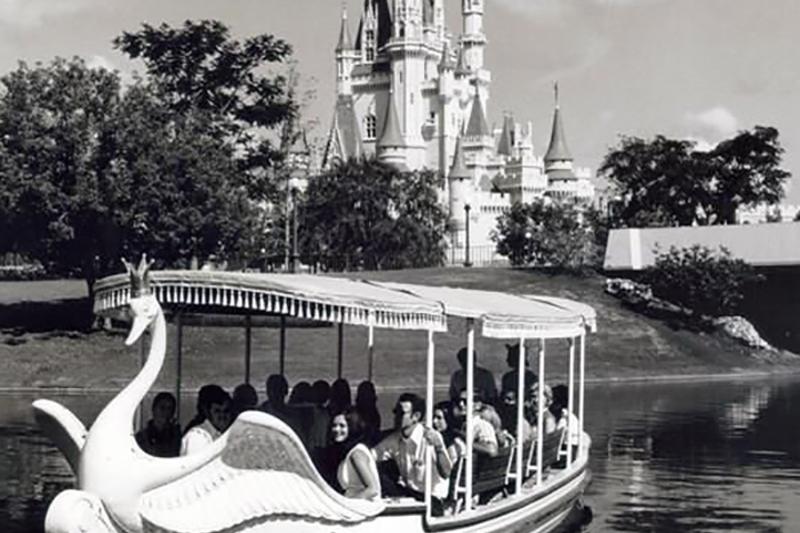 swan_boat-91981 swan_boat-91981