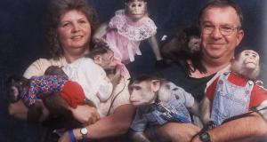 Ho-Ho-Horrifically Awful Family Christmas Photos