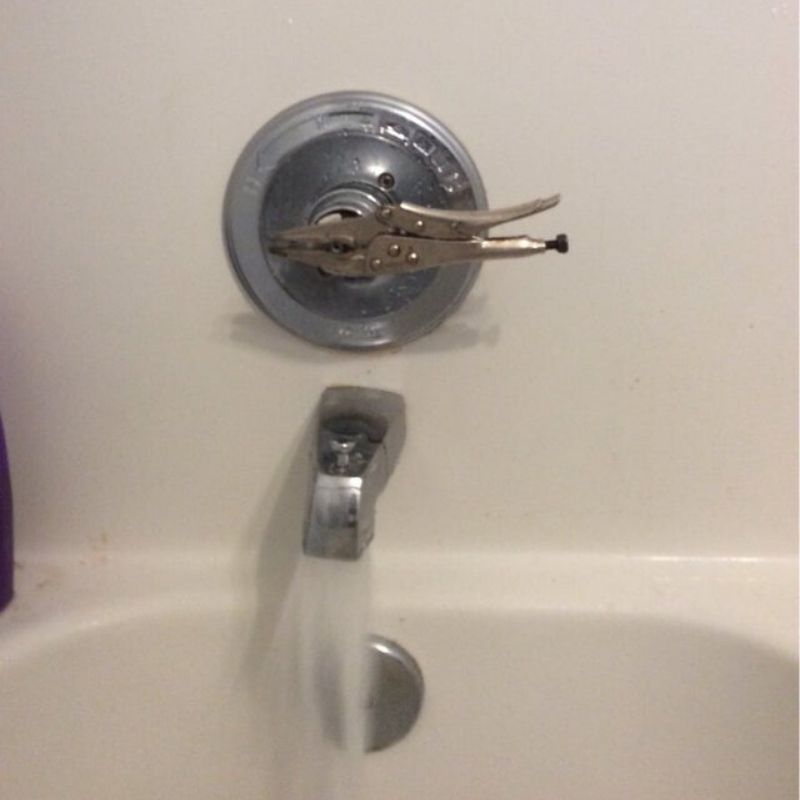 tap handl tap handle that was fixed with wrench