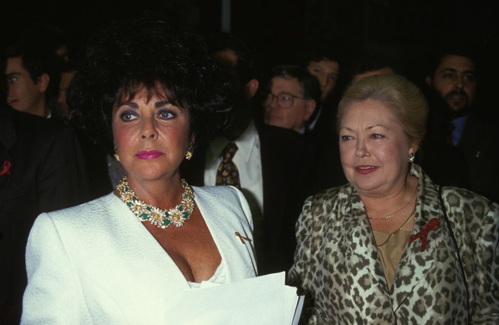 Van Cleef & Arpels Daisy Necklace