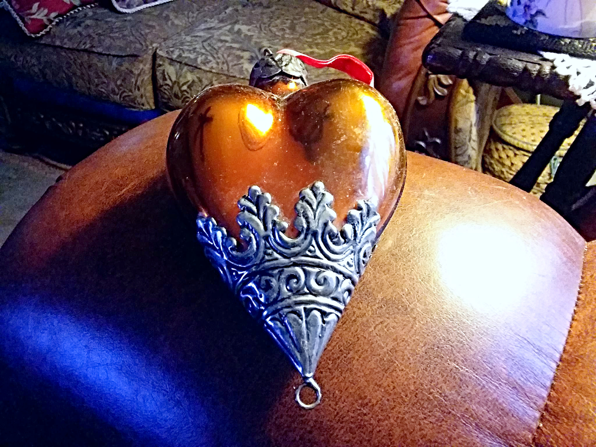 thrift-store-ornament-18