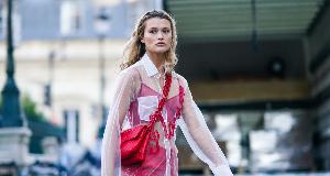Why Are Women Still Wearing These Outdated Fashion Trends?