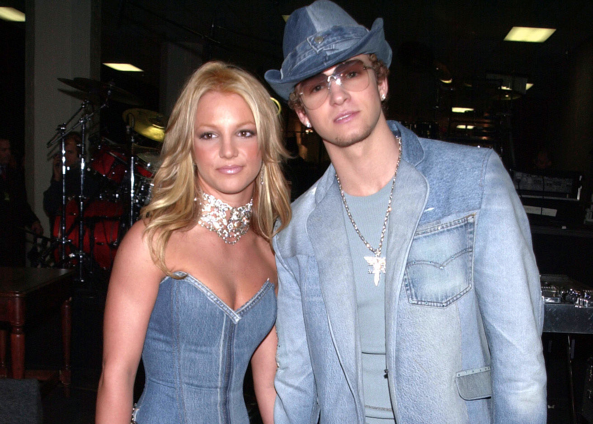 wearing all denim - 530059230 Britney Spears and Justin Timberlake wear entire outfits of denim to the American Music Awards.