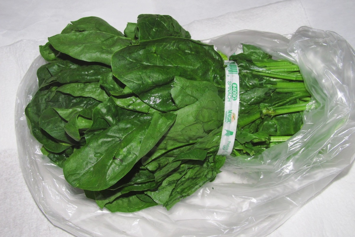 spinach-bunch spinach-bunch