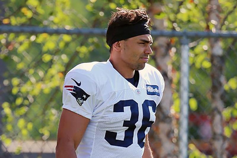 Tyler Gaffney in Patriots uniform 