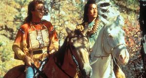 40 Of The Most Bizarre Facts About “Dances with Wolves” Most Fans Never Figured Out