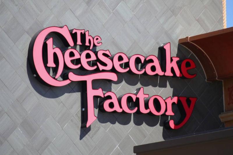 cheesecake-factory-1214966902 cheesecake-factory-1214966902