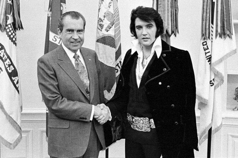 president-richard-nixon-meets-with-elvis-presley-december-news-photo-1573859375