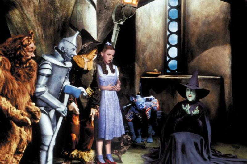 wizard of oz still where the witch is melting