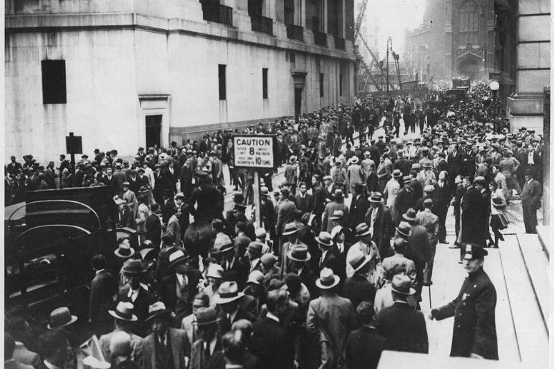 People on Black Tuesday 