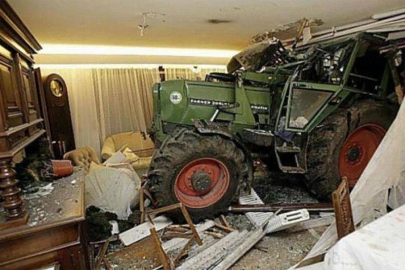 tractor-fail-16 tractor-fail-16