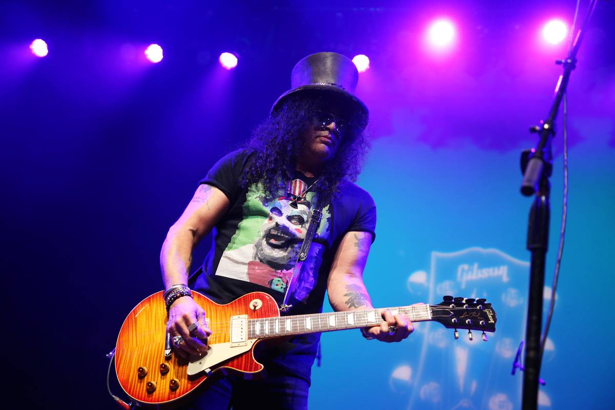 Slash Has One Of The Most Iconic Guitar Riffs Ever