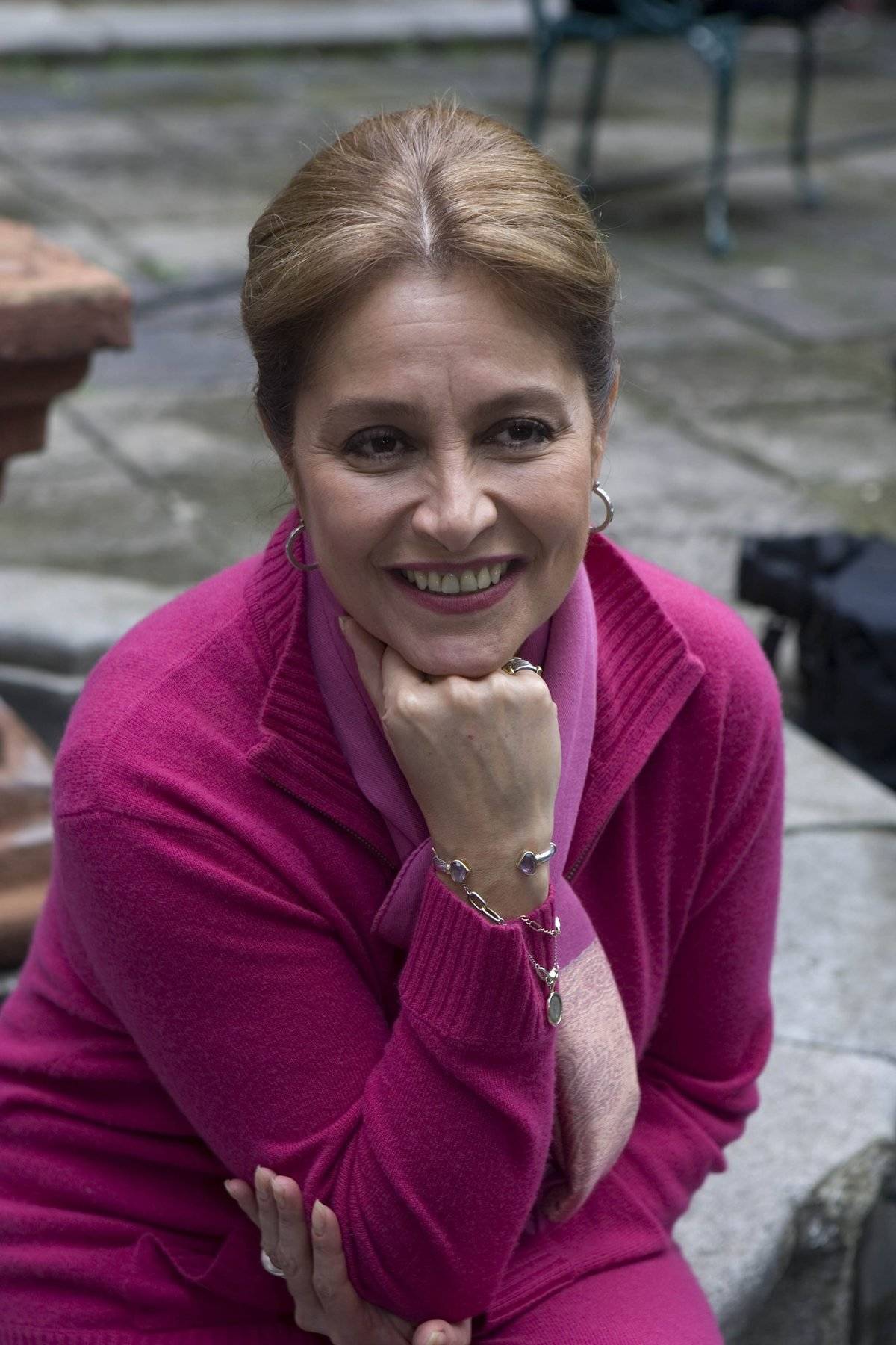 dal-daniela-romo-pink