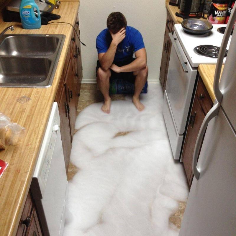 dish-soap-vs-dishwaser-soap-34530 dish-soap-vs-dishwaser-soap-34530