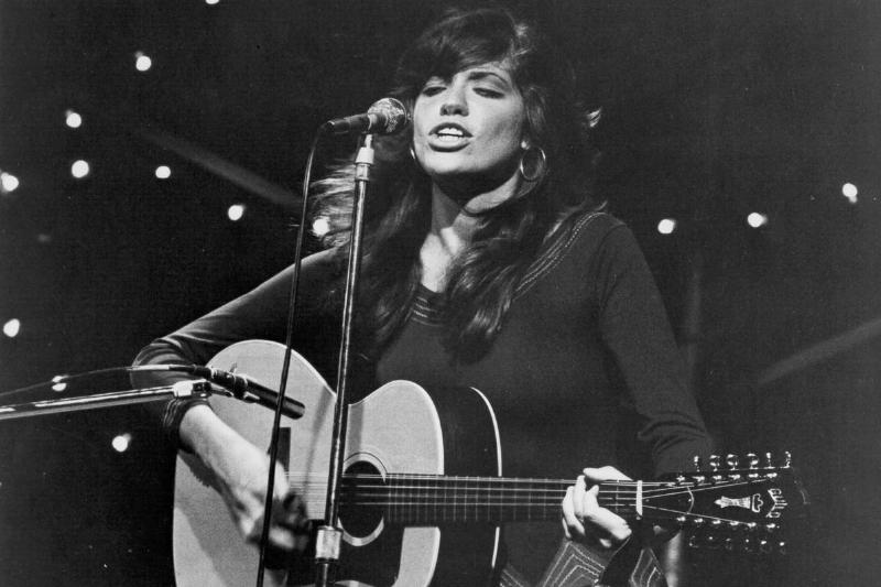 Carly Simon Performing Carly Simon Performing
