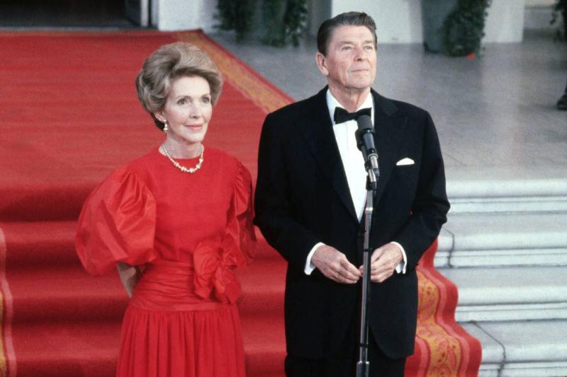 Nancy Reagan Making History In Red Nancy Reagan Making History In Red