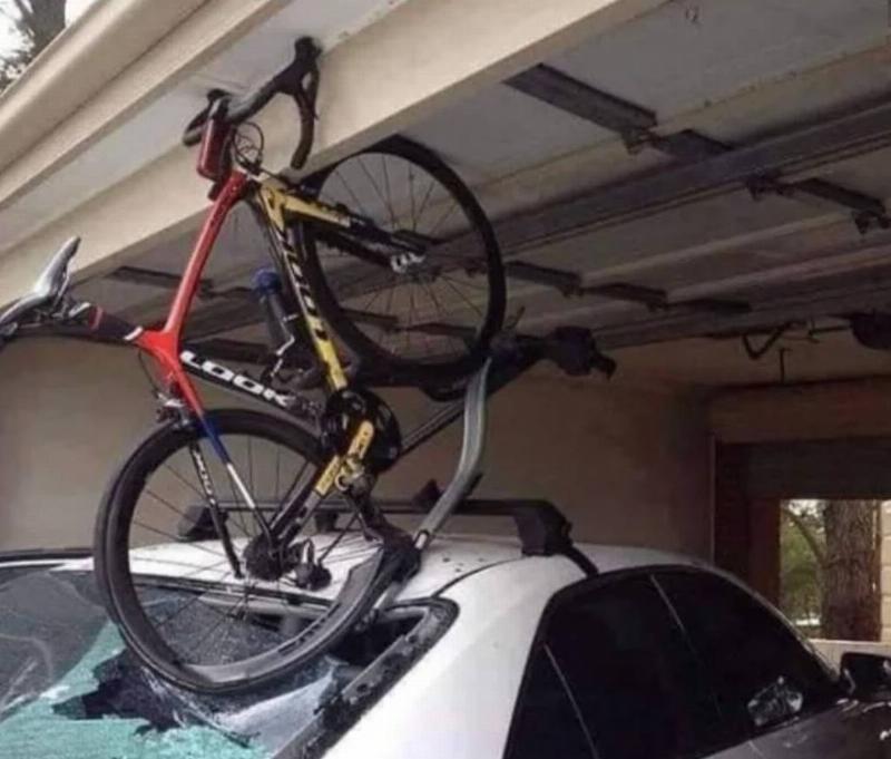 are windshield and bike on roof rack damaged when trying to entire garage