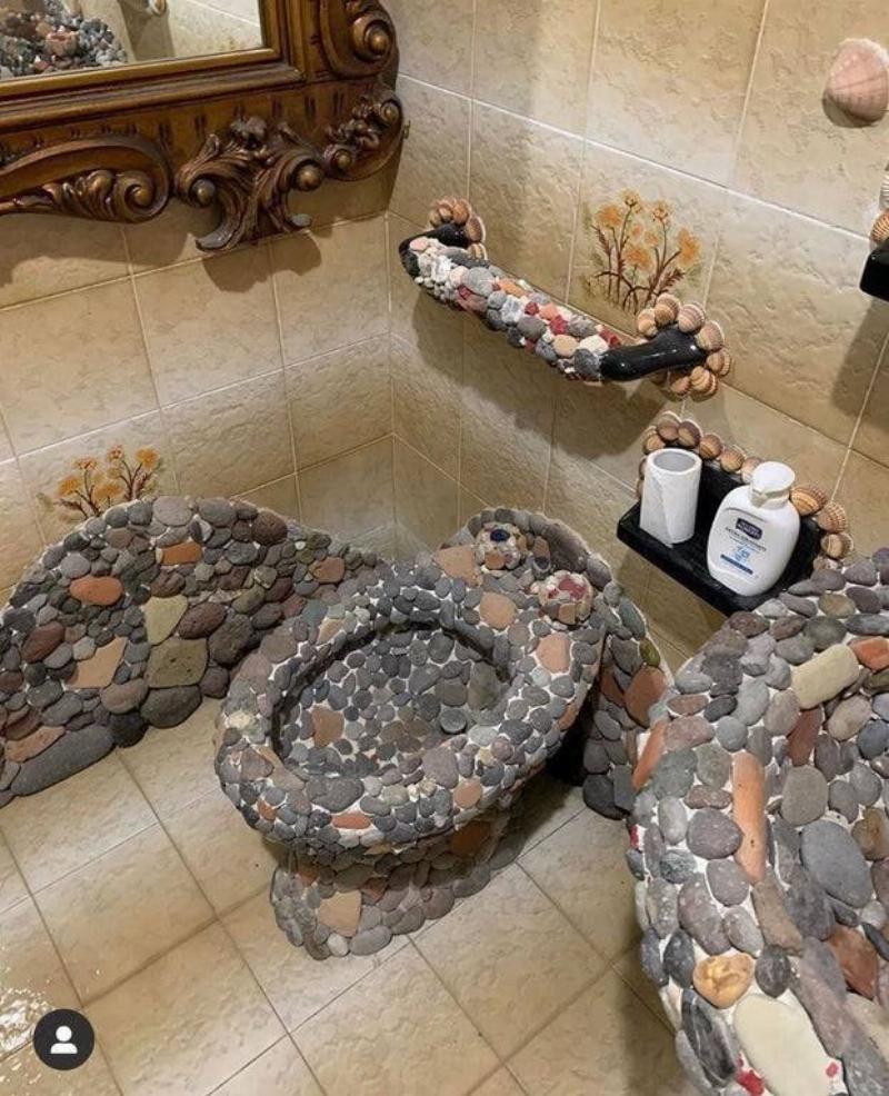 bathroom seats made of rocks