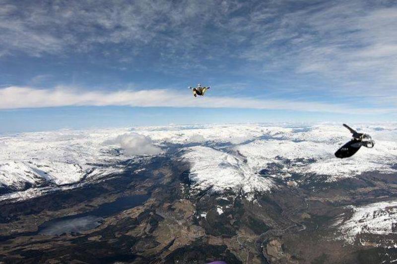 skydiving keys picture of person mid-skydive shows their lost keys mid-air