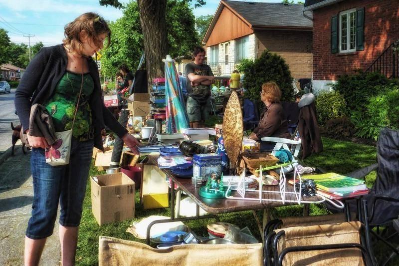 yard-sale-42517