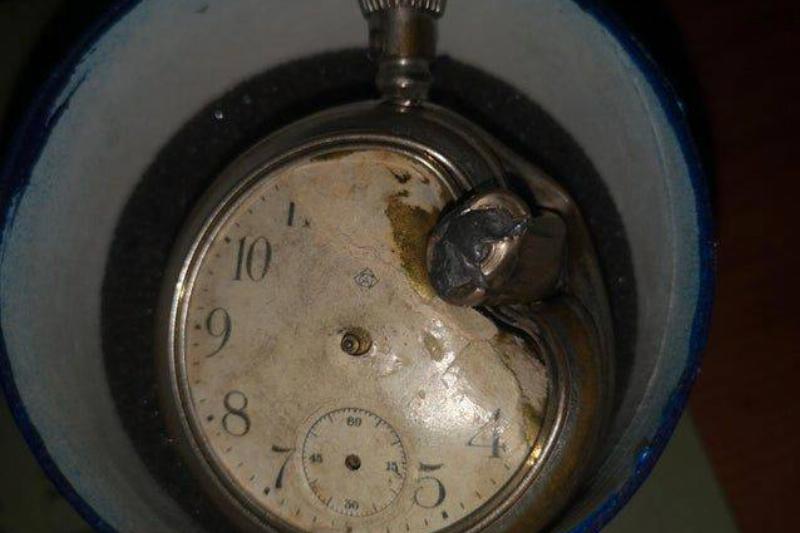 Marshal_Soult Reddit broken pocket watch