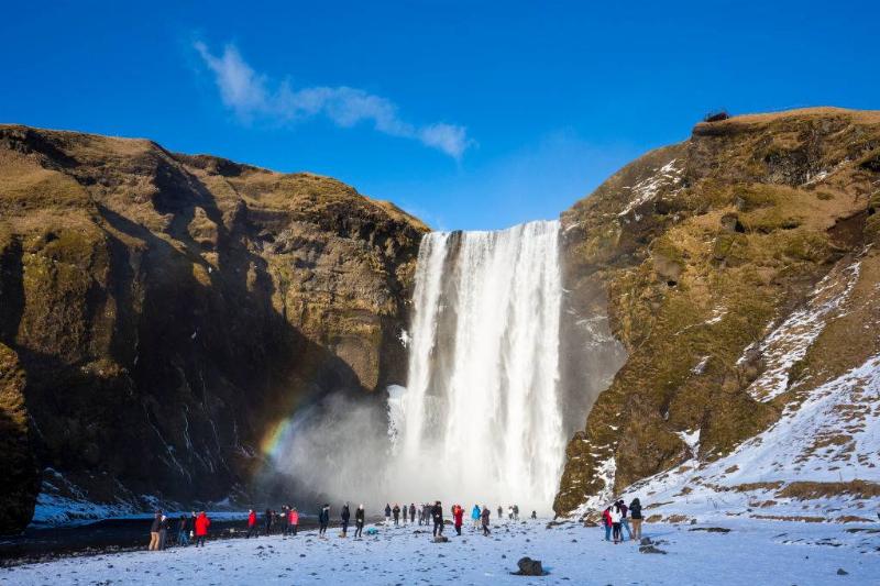 Picture of a waterfall 