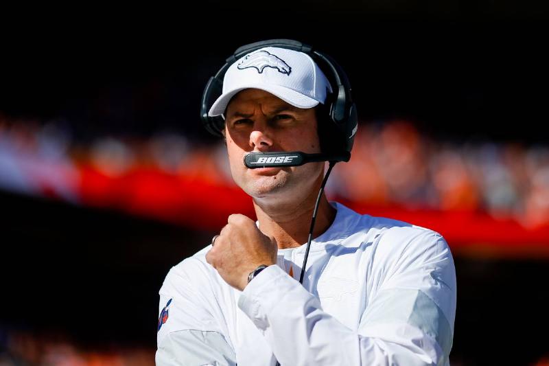 Tennessee Titans v Denver Broncos Tennessee Titans v Denver Broncos