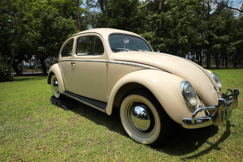 Volkswagen Ceases The Production of The Popular 'Beetle' After 21 Years